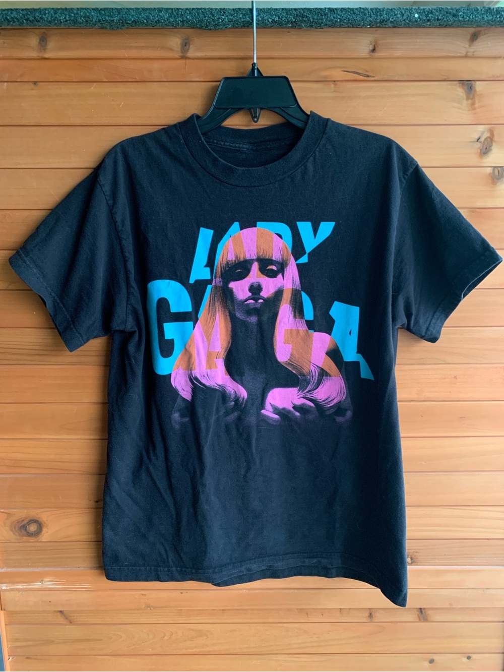 Lady Gaga Artpop T Shirt, Medium